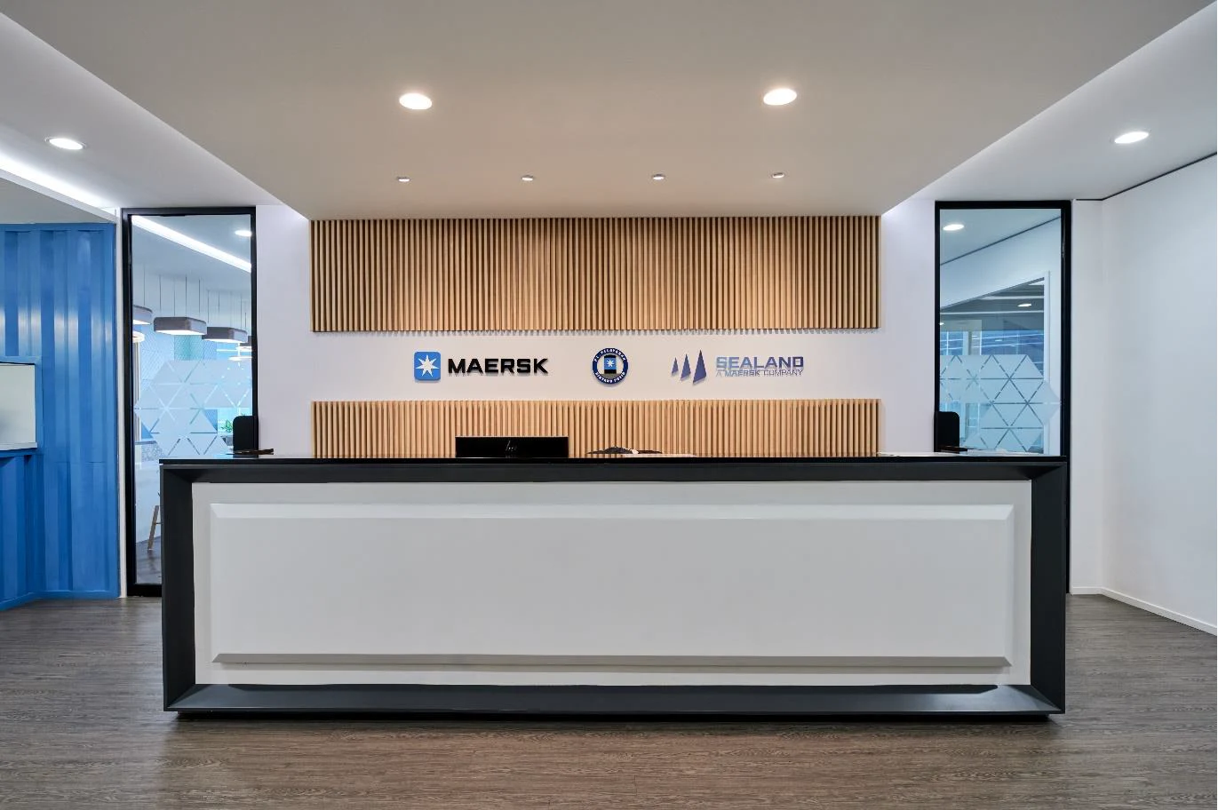 Maersk Line — Shared lounge
