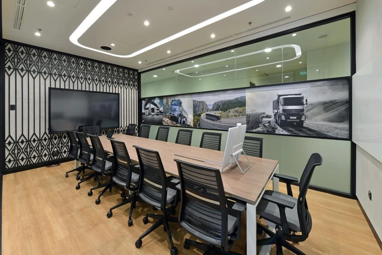 Mercedes-Benz — Reception